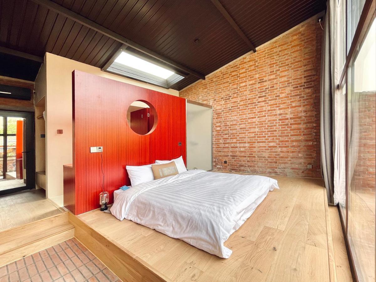 Brickyard Retreat At Mutianyu Great Wall Adjoin To Mutianyu Great Wall - Room With The View Of Great Wall - Free Chinese Massage Experience - Vehicle Shuttle Service - International Catering - Spa& Nail Beauty Facilities Huairou Exterior photo