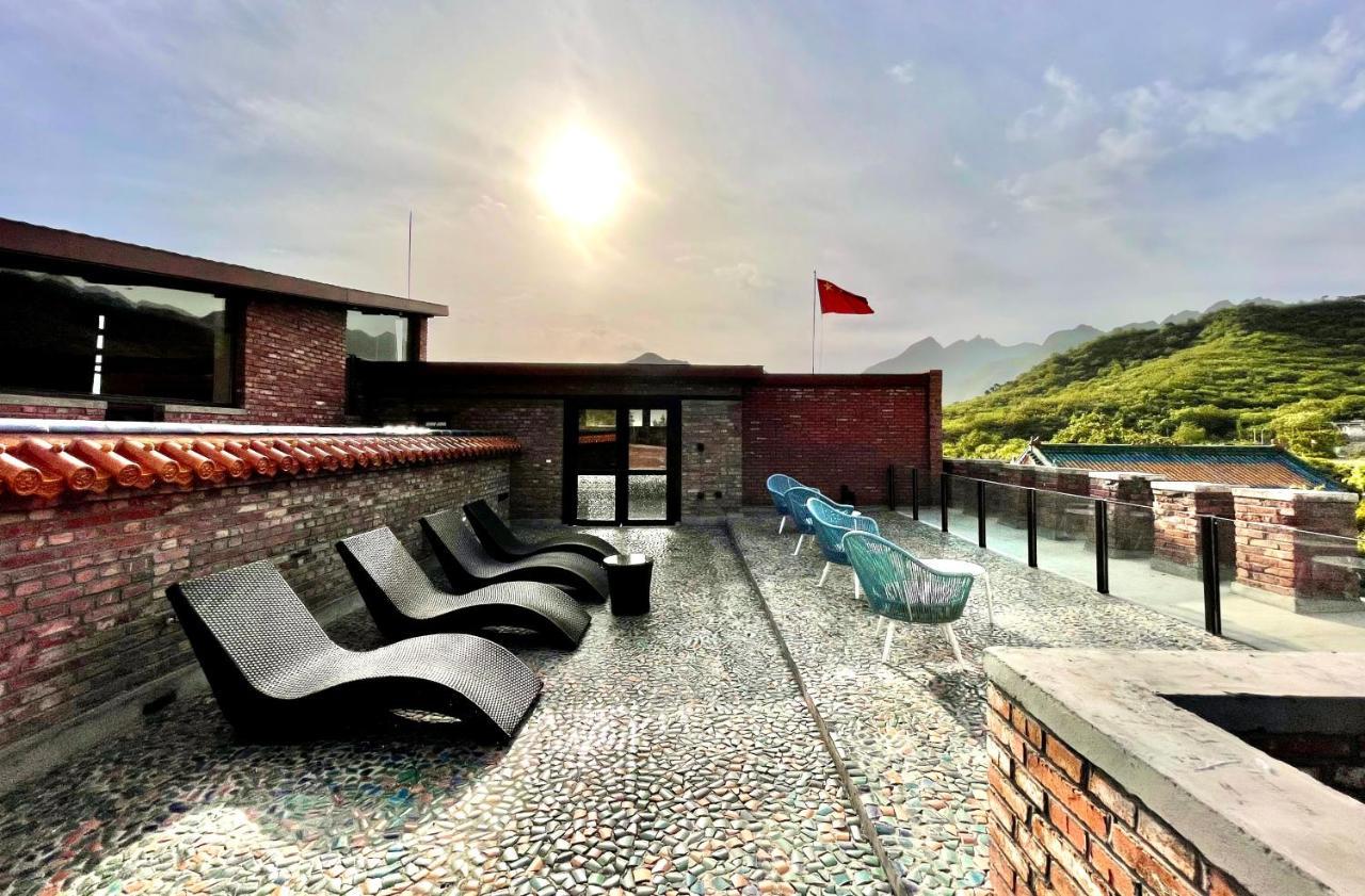 Brickyard Retreat At Mutianyu Great Wall Adjoin To Mutianyu Great Wall - Room With The View Of Great Wall - Free Chinese Massage Experience - Vehicle Shuttle Service - International Catering - Spa& Nail Beauty Facilities Huairou Exterior photo
